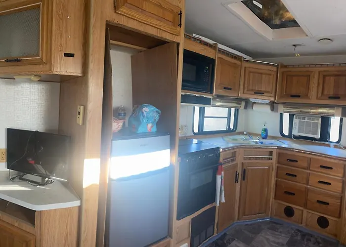 Super Saver 5th Wheel #7 Drexel Heights