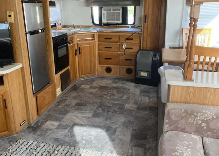 Super Saver 5th Wheel #7 Drexel Heights